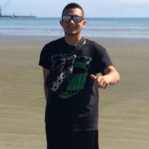 Meet your Posher, Juan camilo